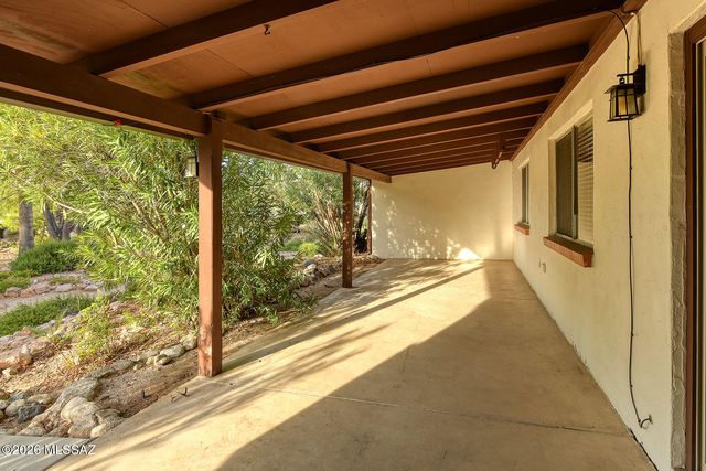 4819 N Via Entrada, Tucson, AZ 85718
