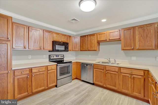 202 EQUINE CV, Red Lion, PA 17356