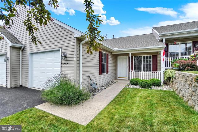 202 EQUINE CV, Red Lion, PA 17356