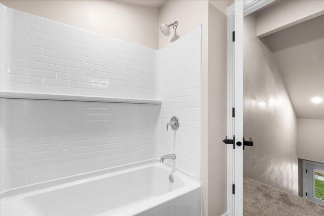 1021 13th AVENUE, Grafton, WI 53024