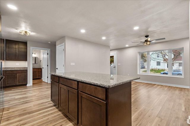 1021 13th AVENUE, Grafton, WI 53024