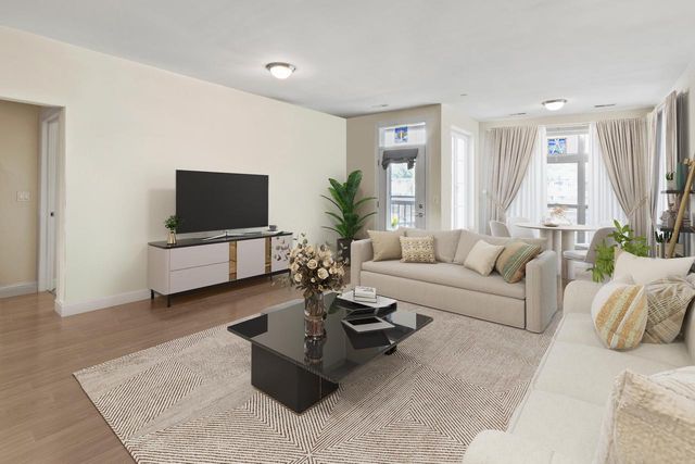 1905 N Water STREET #303, Milwaukee, WI 53202