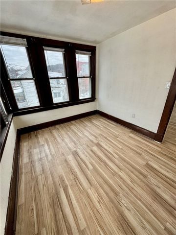 218 Clifford Avenue, Apollo Boro, PA 15613