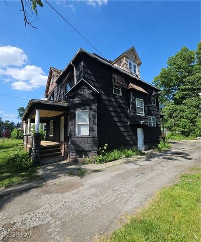 428 Waverly Avenue NE, Warren, OH 44483