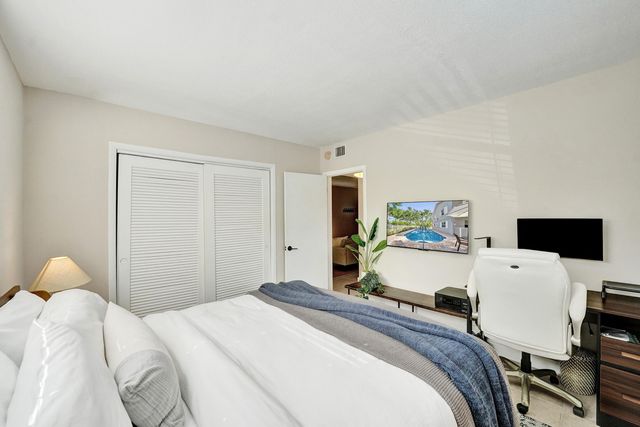 510 NE 17th Avenue 103, Fort Lauderdale, FL 33301