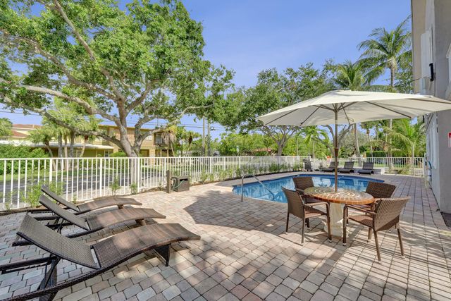 510 NE 17th Avenue 103, Fort Lauderdale, FL 33301