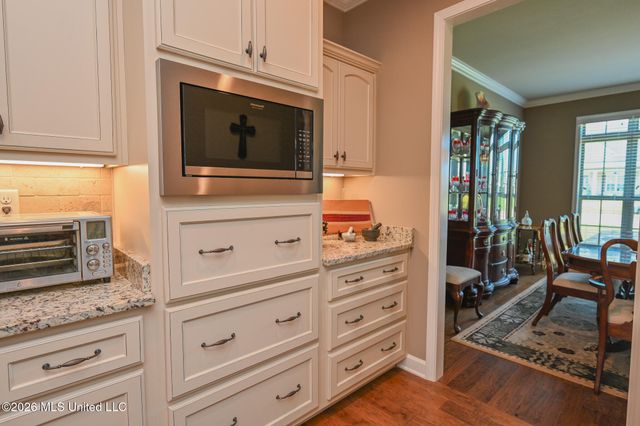 4650 Pleasant Breeze Drive, Olive Branch, MS 38654