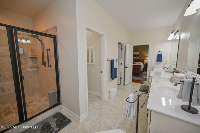 4650 Pleasant Breeze Drive, Olive Branch, MS 38654