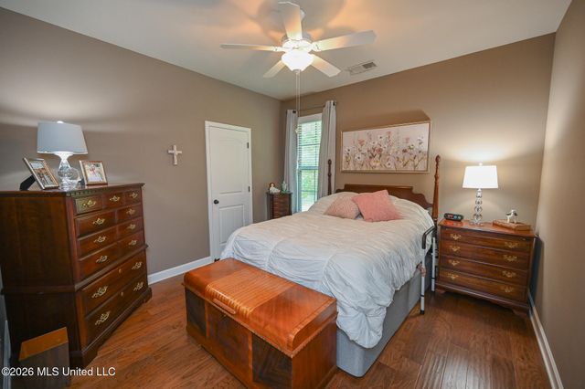 4650 Pleasant Breeze Drive, Olive Branch, MS 38654