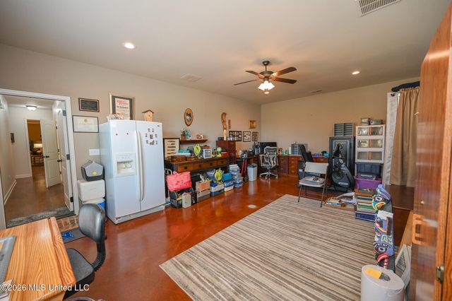 4650 Pleasant Breeze Drive, Olive Branch, MS 38654