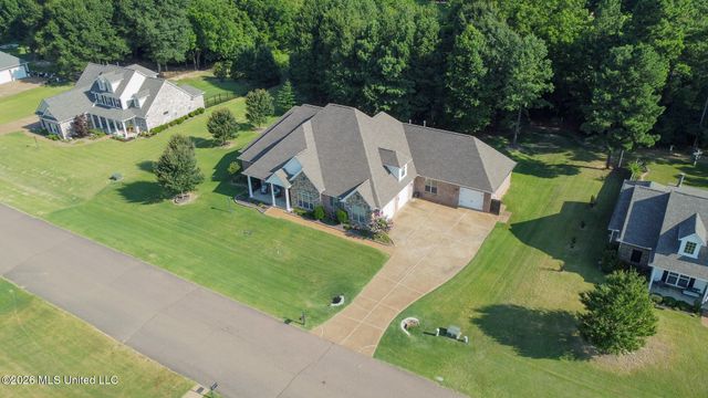 4650 Pleasant Breeze Drive, Olive Branch, MS 38654