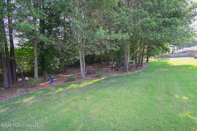 4650 Pleasant Breeze Drive, Olive Branch, MS 38654