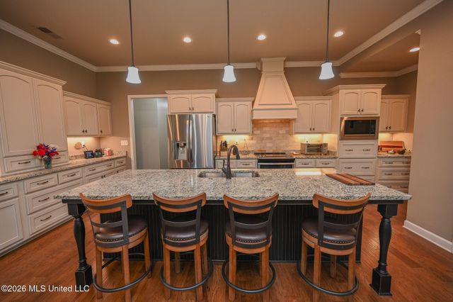 4650 Pleasant Breeze Drive, Olive Branch, MS 38654