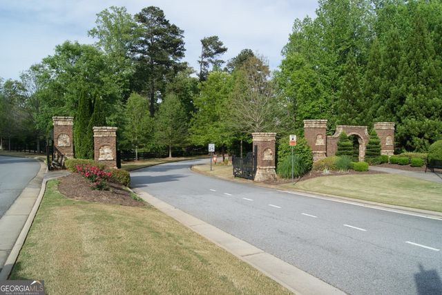 4339 Alysheba Drive, Fairburn, GA 30213