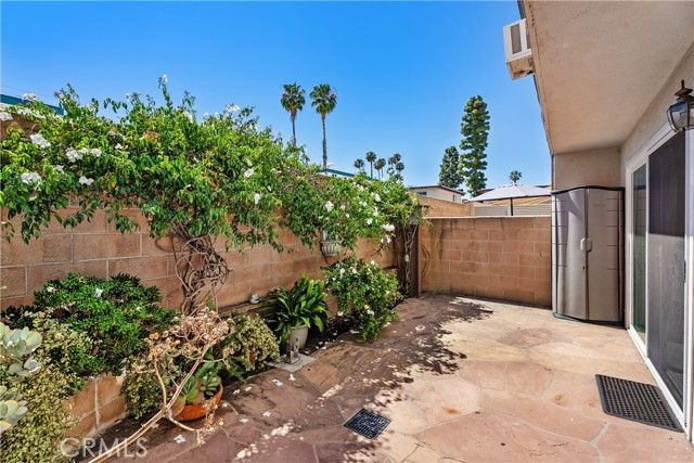 25837 Oak 111, Lomita, CA 90717