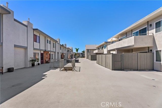 25837 Oak 111, Lomita, CA 90717