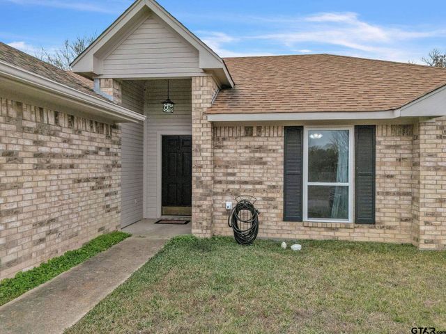 19990 Bluegrass Cir, Flint, TX 75762