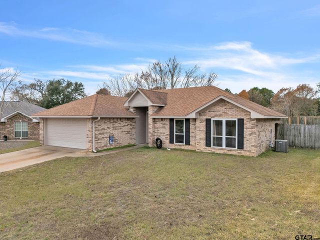 19990 Bluegrass Cir, Flint, TX 75762