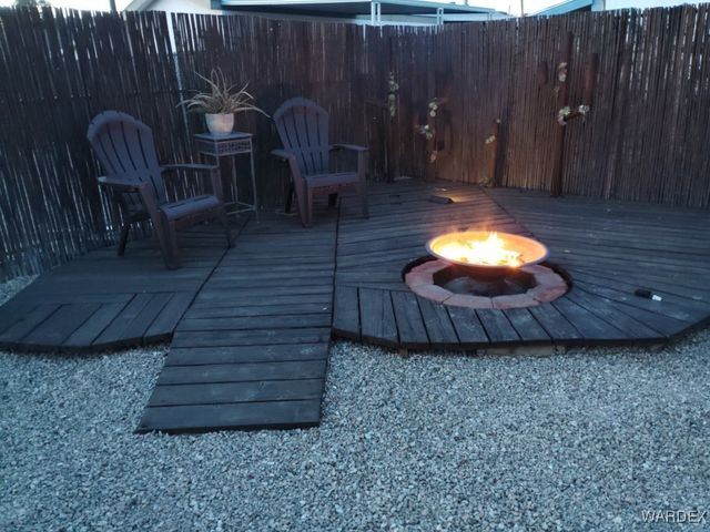 327 Santa Cruz Avenue, Bullhead City, AZ 86442