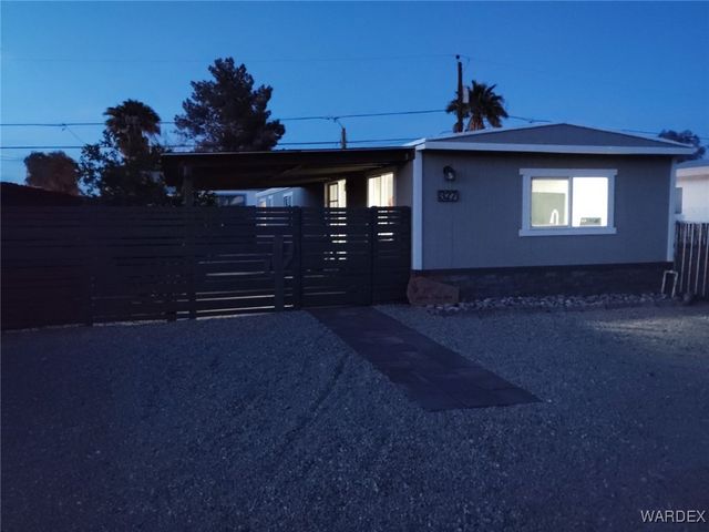 327 Santa Cruz Avenue, Bullhead City, AZ 86442