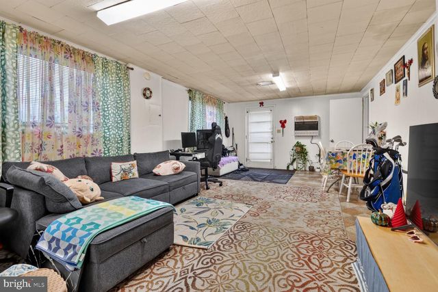 1207 OAKVIEW DR, Silver Spring, MD 20903