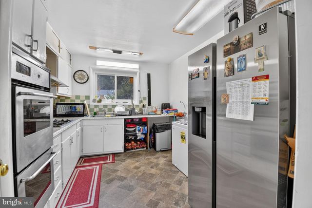 1207 OAKVIEW DR, Silver Spring, MD 20903