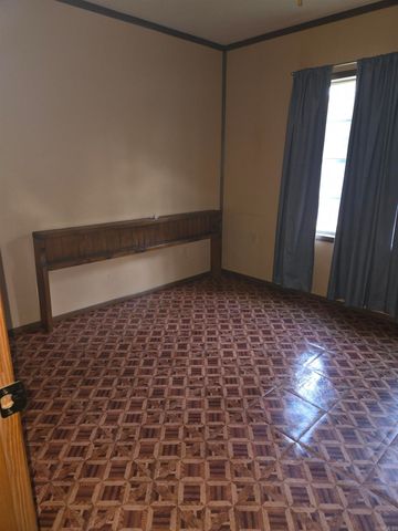 132 Iva Lane, Lockesburg, AR 71846