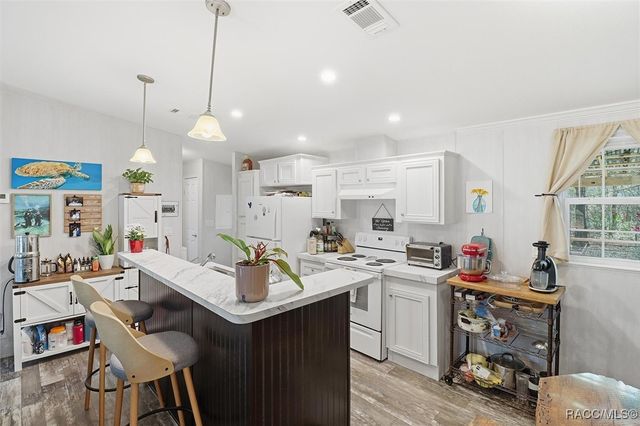 19120 SW 49th Place, Dunnellon, FL 34432