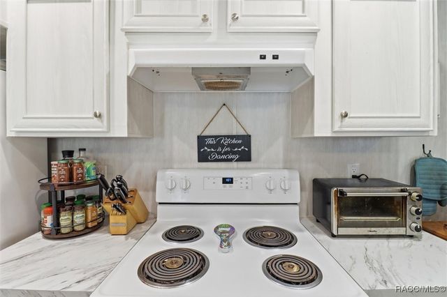 19120 SW 49th Place, Dunnellon, FL 34432