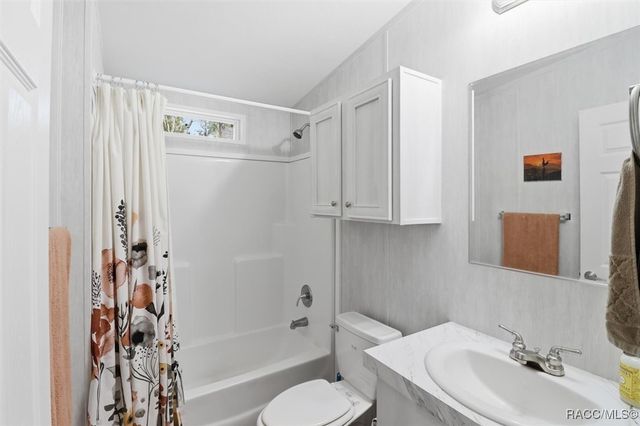 19120 SW 49th Place, Dunnellon, FL 34432