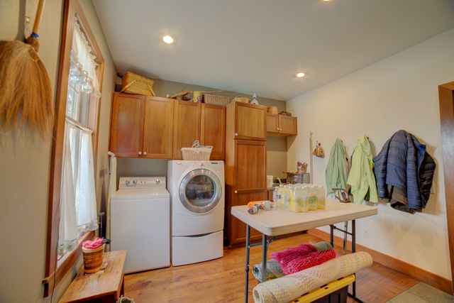 1897 N 2500 East Road, Watseka, IL 60970