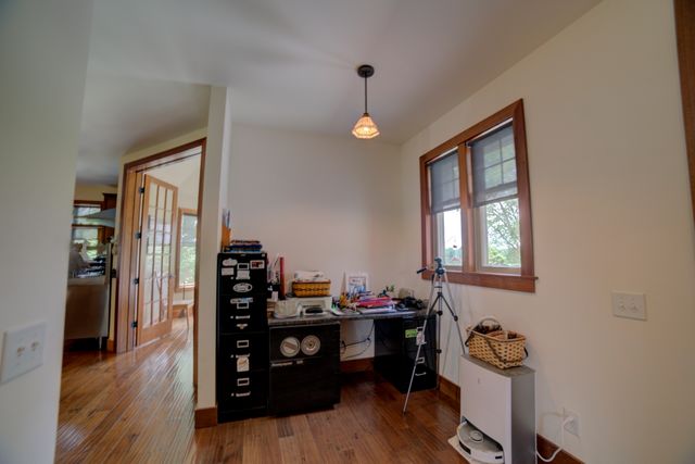 1897 N 2500 East Road, Watseka, IL 60970