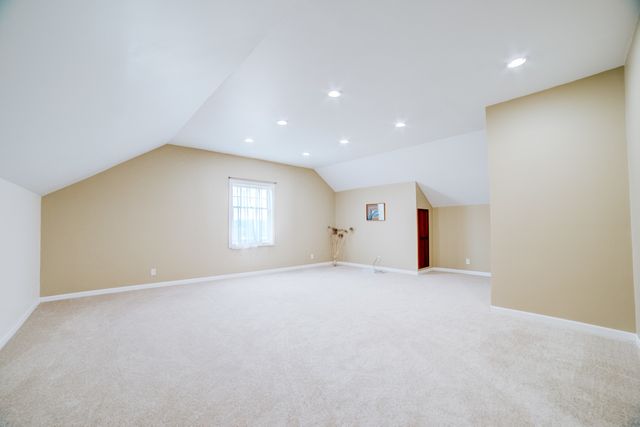 1897 N 2500 East Road, Watseka, IL 60970