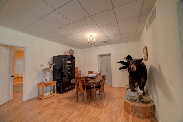 1897 N 2500 East Road, Watseka, IL 60970