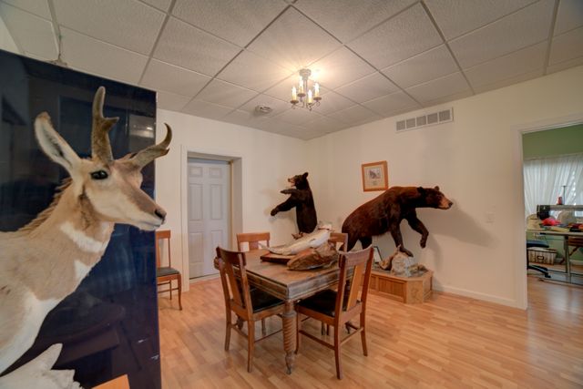 1897 N 2500 East Road, Watseka, IL 60970