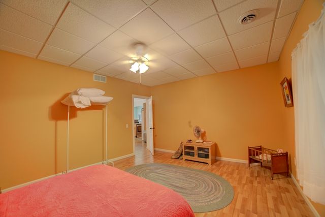 1897 N 2500 East Road, Watseka, IL 60970