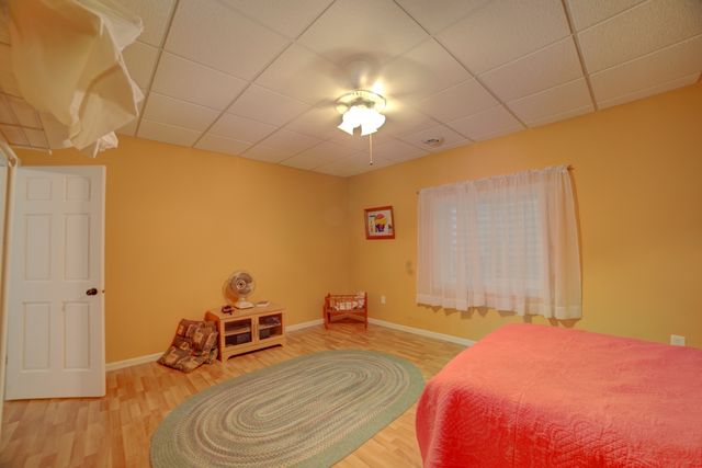 1897 N 2500 East Road, Watseka, IL 60970