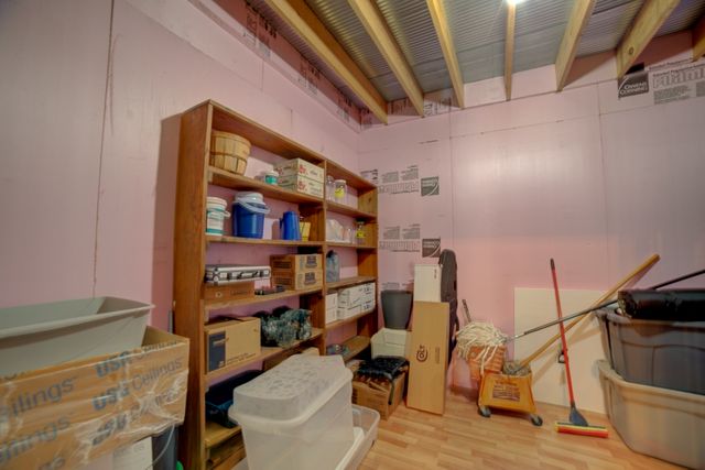 1897 N 2500 East Road, Watseka, IL 60970