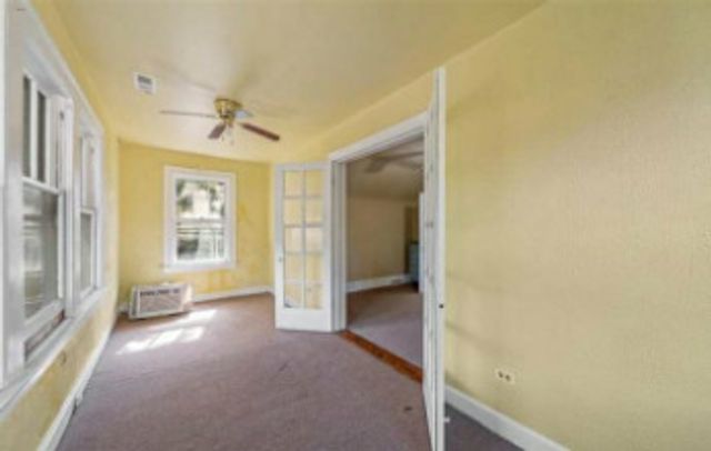 7038 S Woodlawn Avenue 2, Chicago, IL 60637