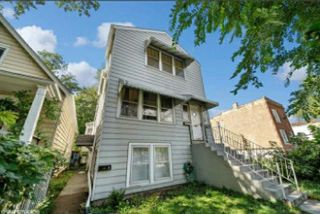 7038 S Woodlawn Avenue 2, Chicago, IL 60637