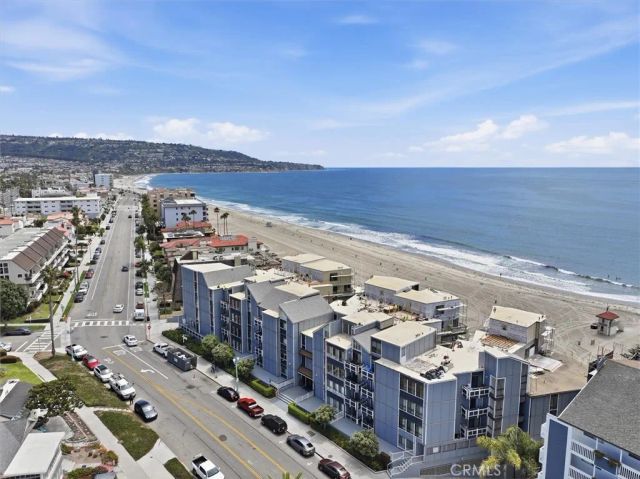 625 Esplanade 9, Redondo Beach, CA 90277