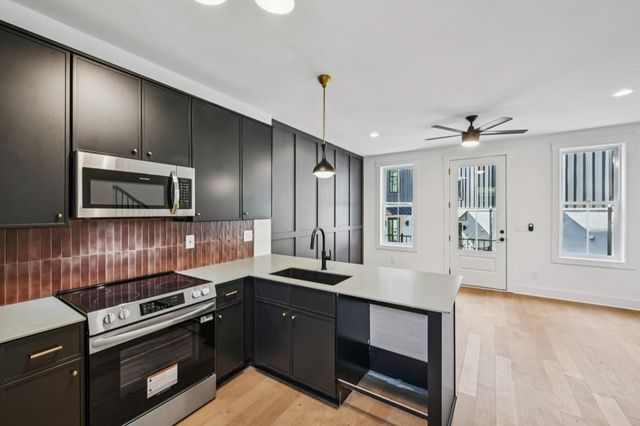 1160 Boulevard SE 13, Atlanta, GA 30312