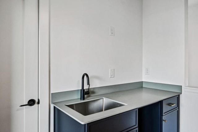 1160 Boulevard SE 13, Atlanta, GA 30312