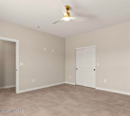 127 Via Venezuela, Rio Rico, AZ 85648