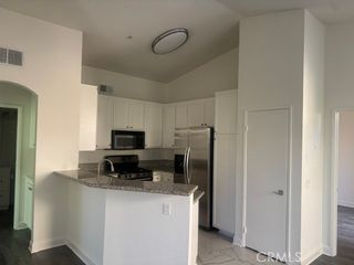 19431 Rue De Valore, Lake Forest, CA 92610