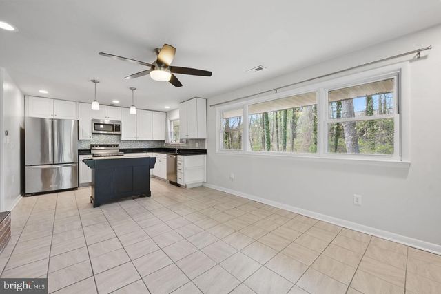 3993 ORANGE ST, Triangle, VA 22172