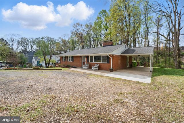 3993 ORANGE ST, Triangle, VA 22172