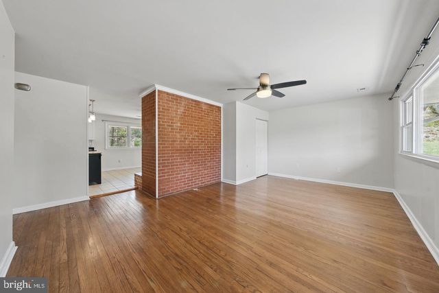 3993 ORANGE ST, Triangle, VA 22172