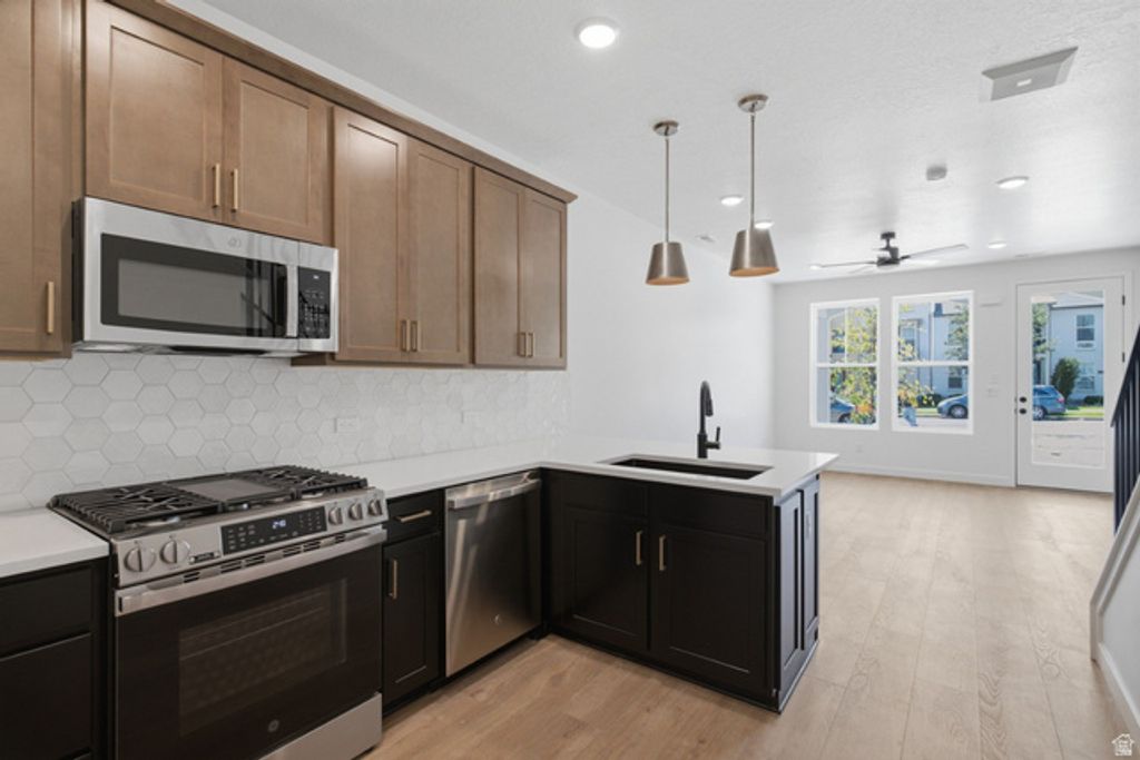 11337 S LAKE RUN RD, South Jordan, UT 84009 — exterior