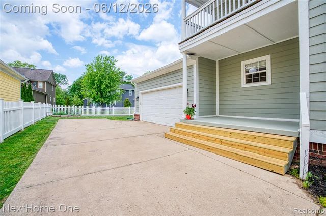1818 Gilmore Street, Howell, MI 48855